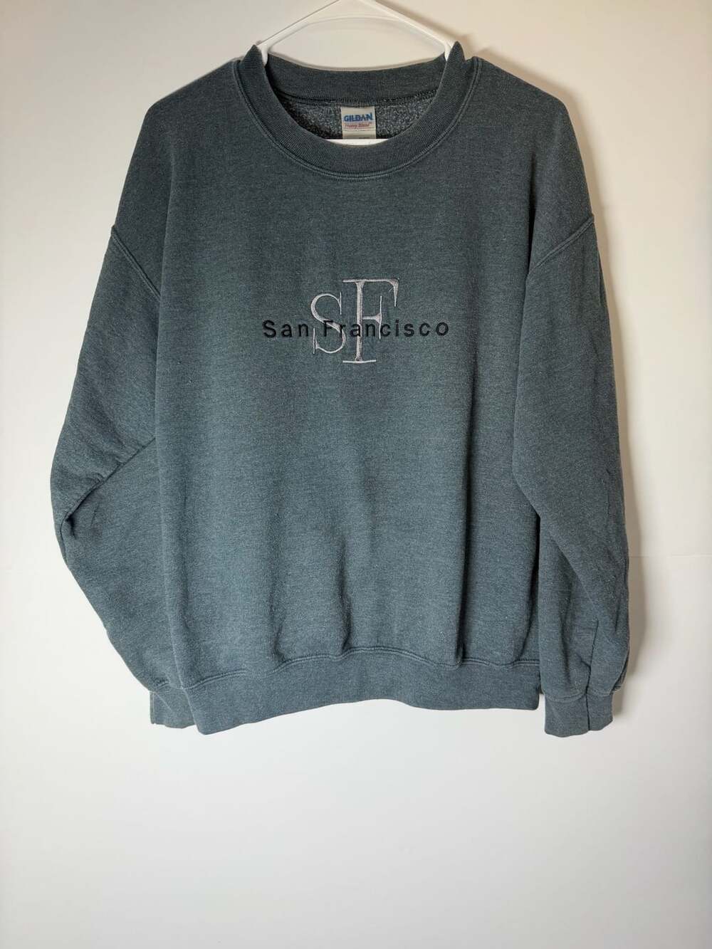 Vintage Y2K Gildan San Francisco Sweatshirt Size M Embroidered Grey